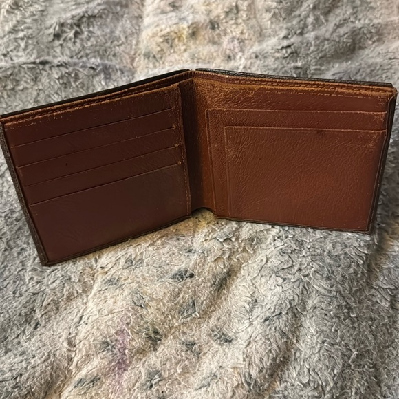 Men’s or Women’s super vintage Louis Vuitton men’s Bi-Fold wallet. 6/10 but 🔥🔥 - Picture 7 of 11